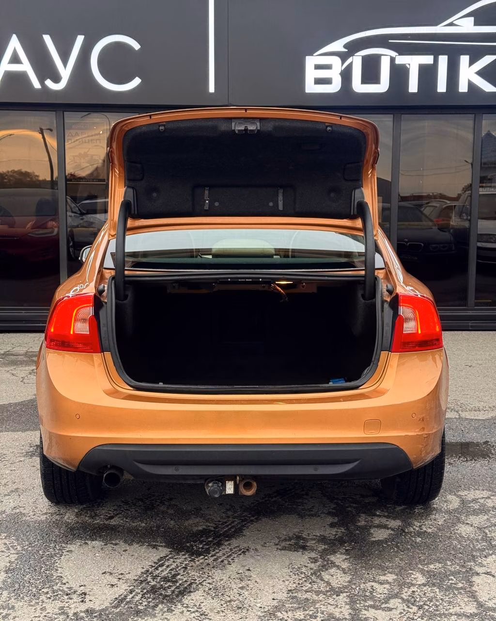 Volvo S60 фото 12