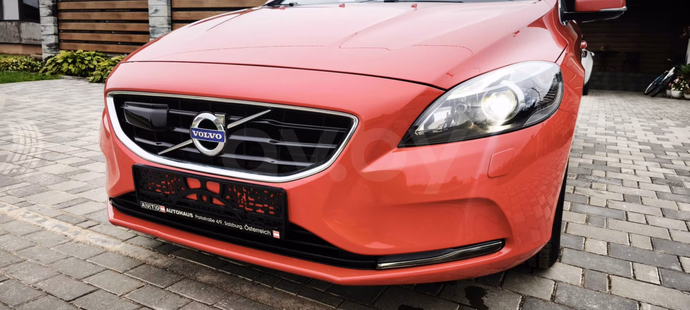 Volvo V40