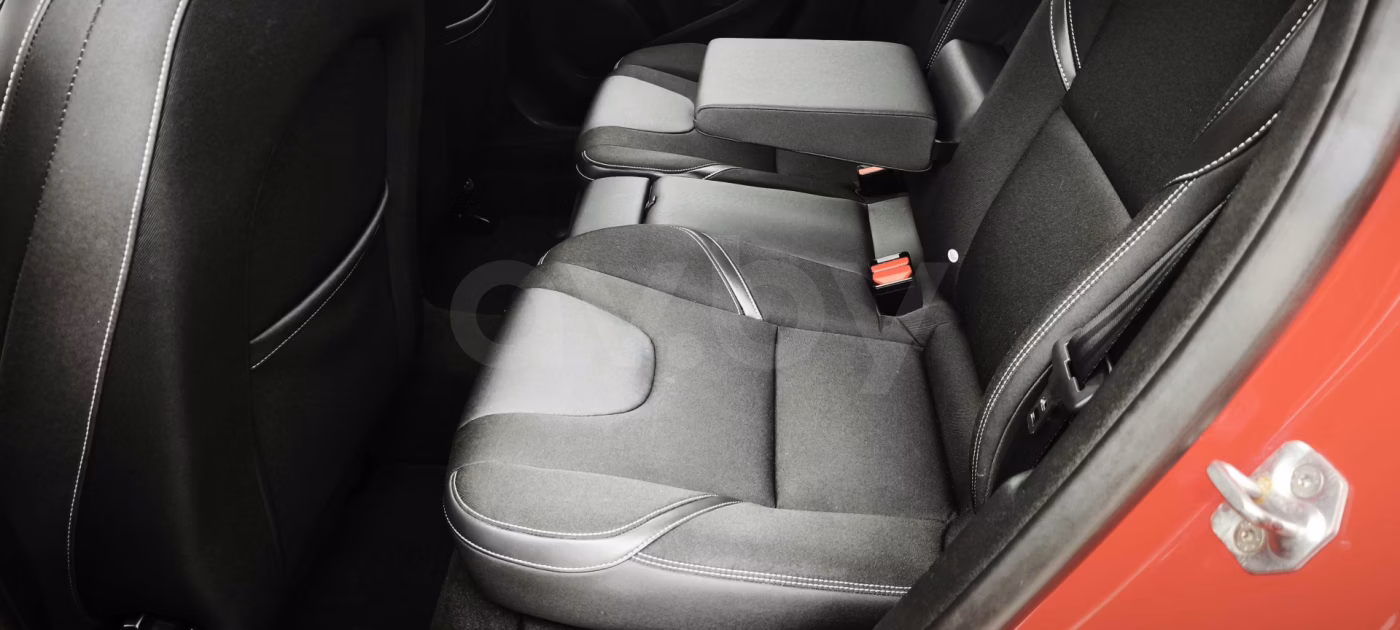 Volvo V40 фото 17