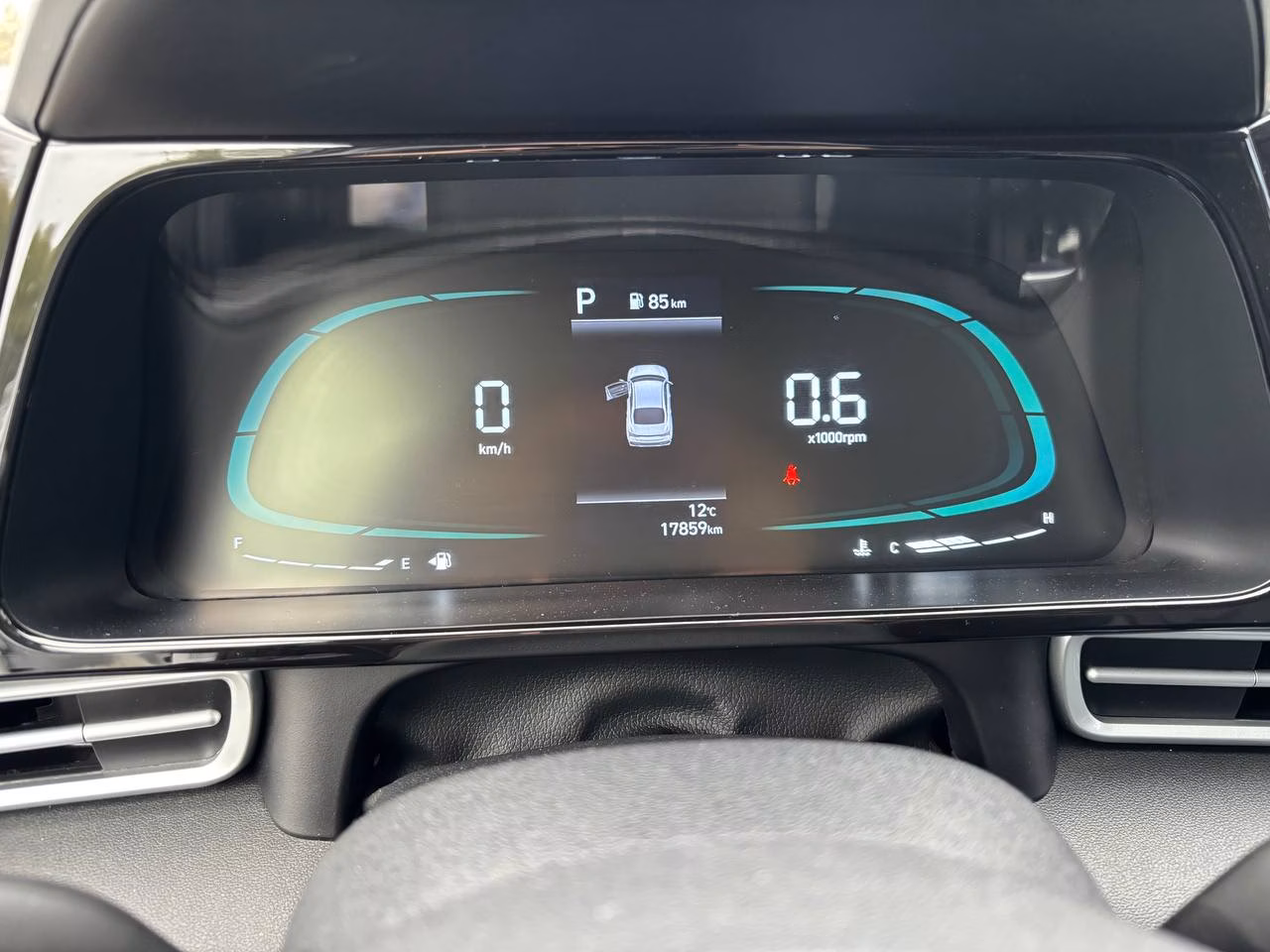Hyundai Elantra фото 13