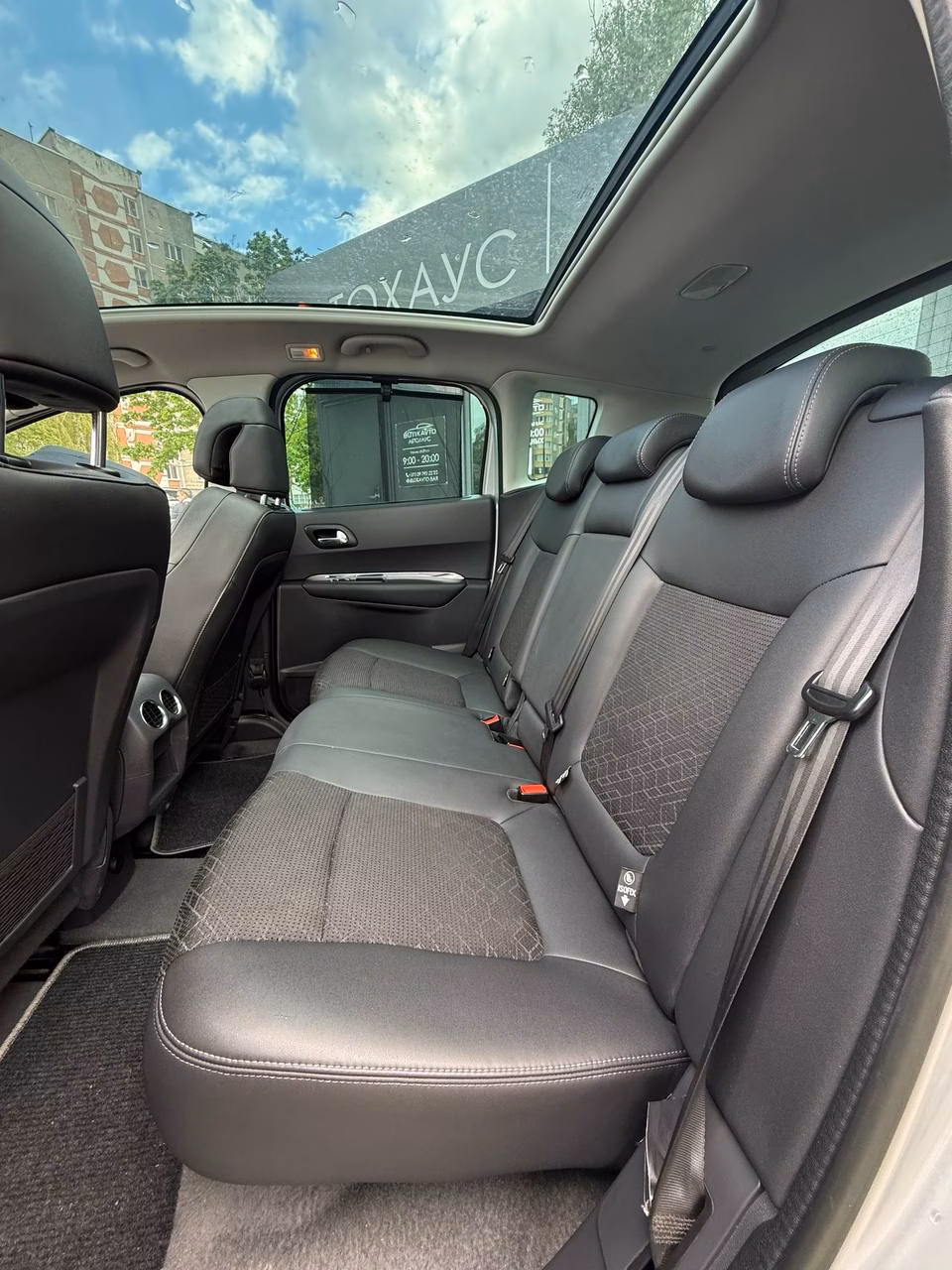 Peugeot 3008 фото 7