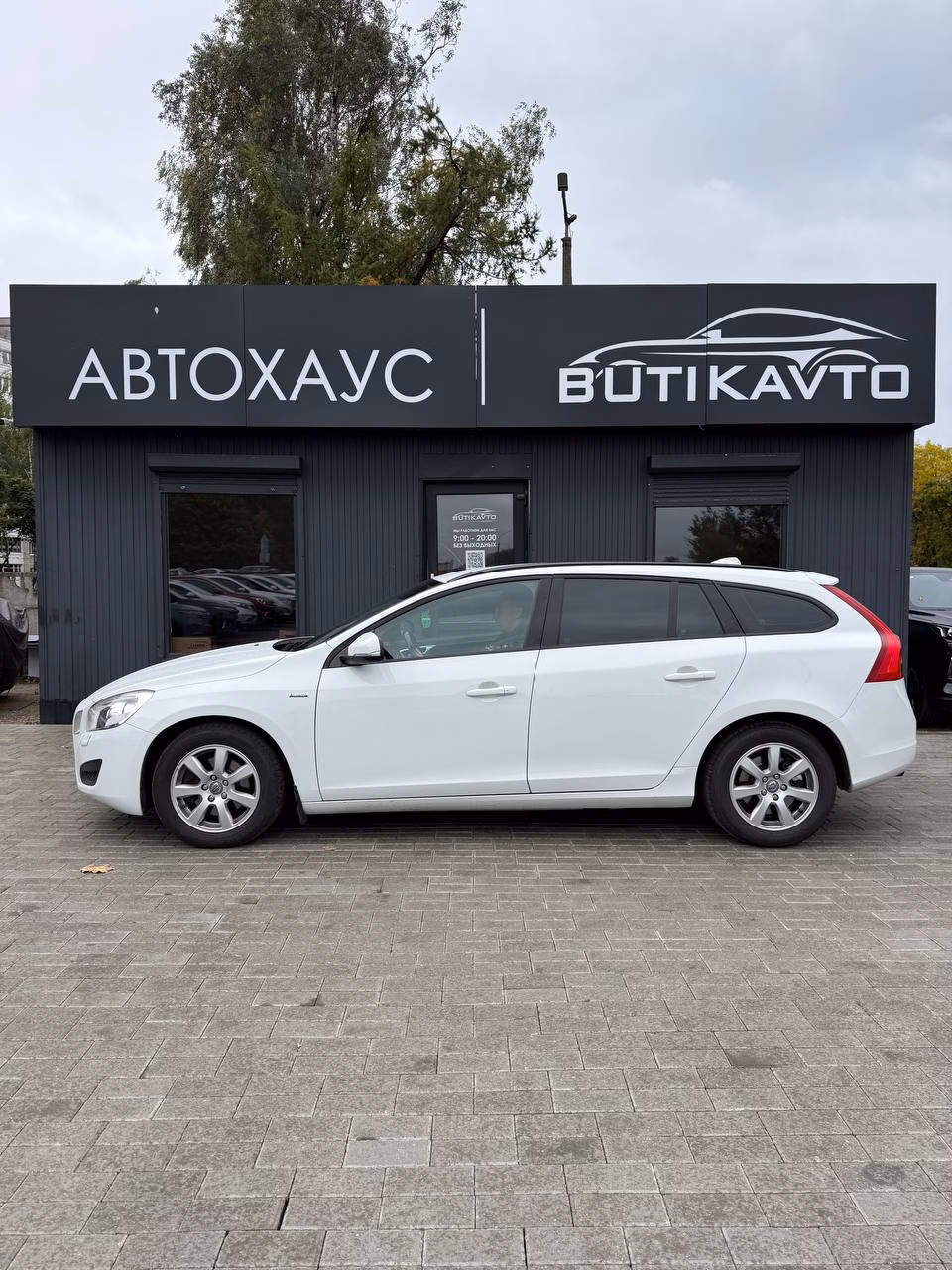 Volvo V60 фото 4