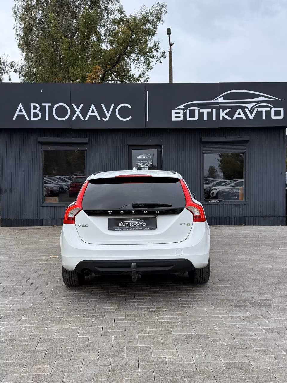Volvo V60 фото 6