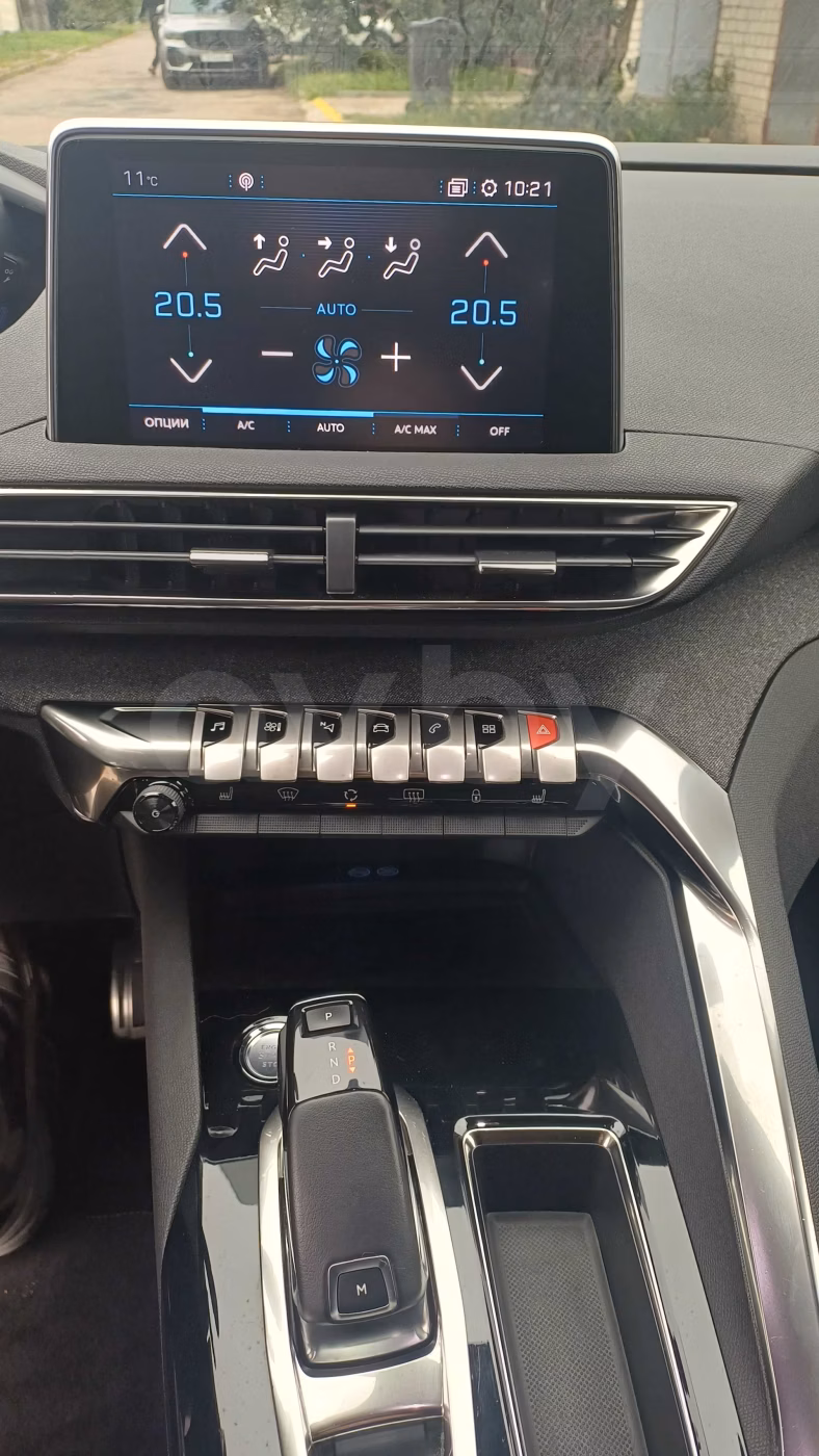 Peugeot 5008 фото 8