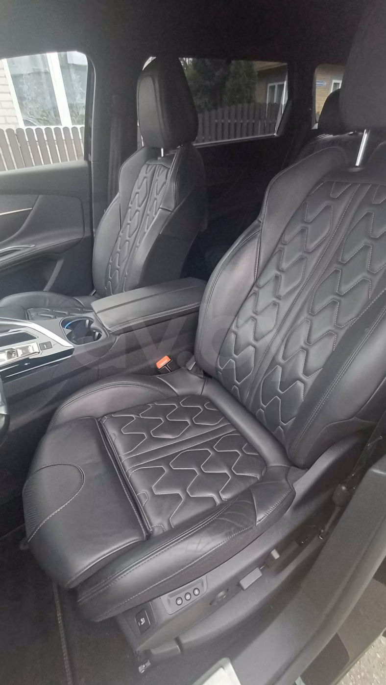 Peugeot 5008 фото 11