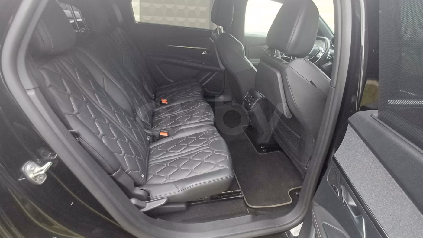 Peugeot 5008 фото 12