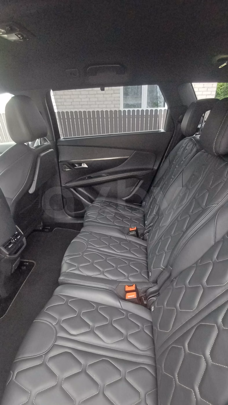 Peugeot 5008 фото 13