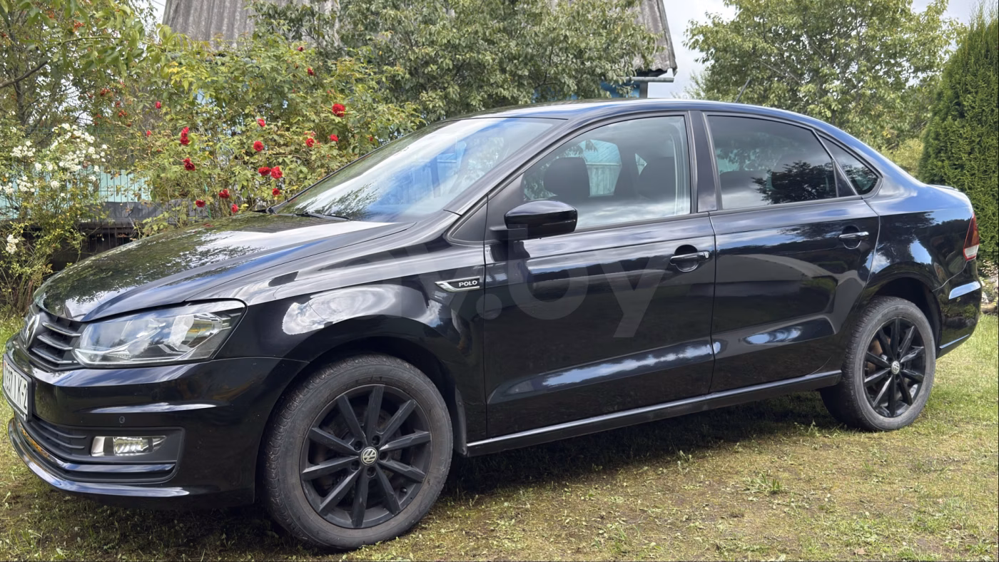 Volkswagen Polo Sedan