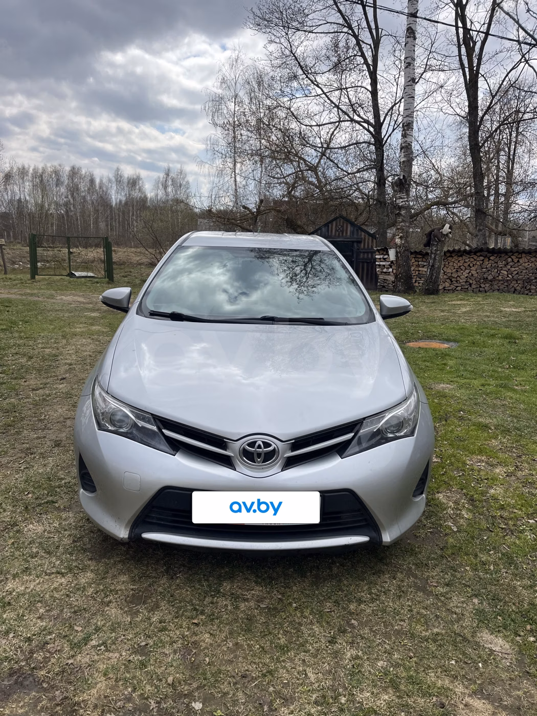 Toyota Auris фото 3