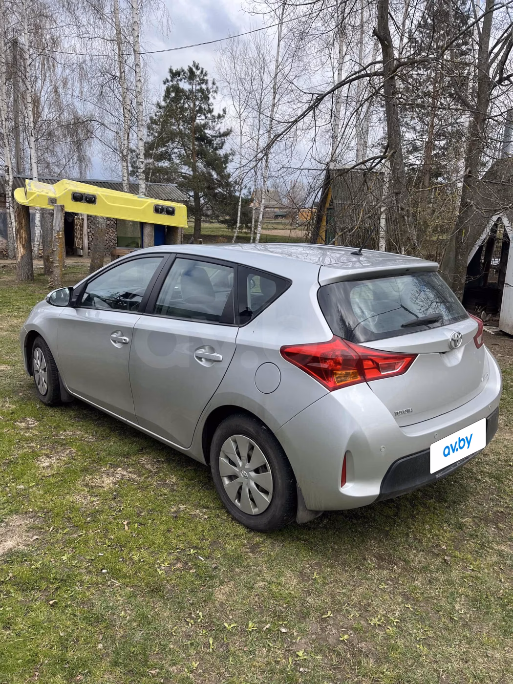 Toyota Auris фото 5