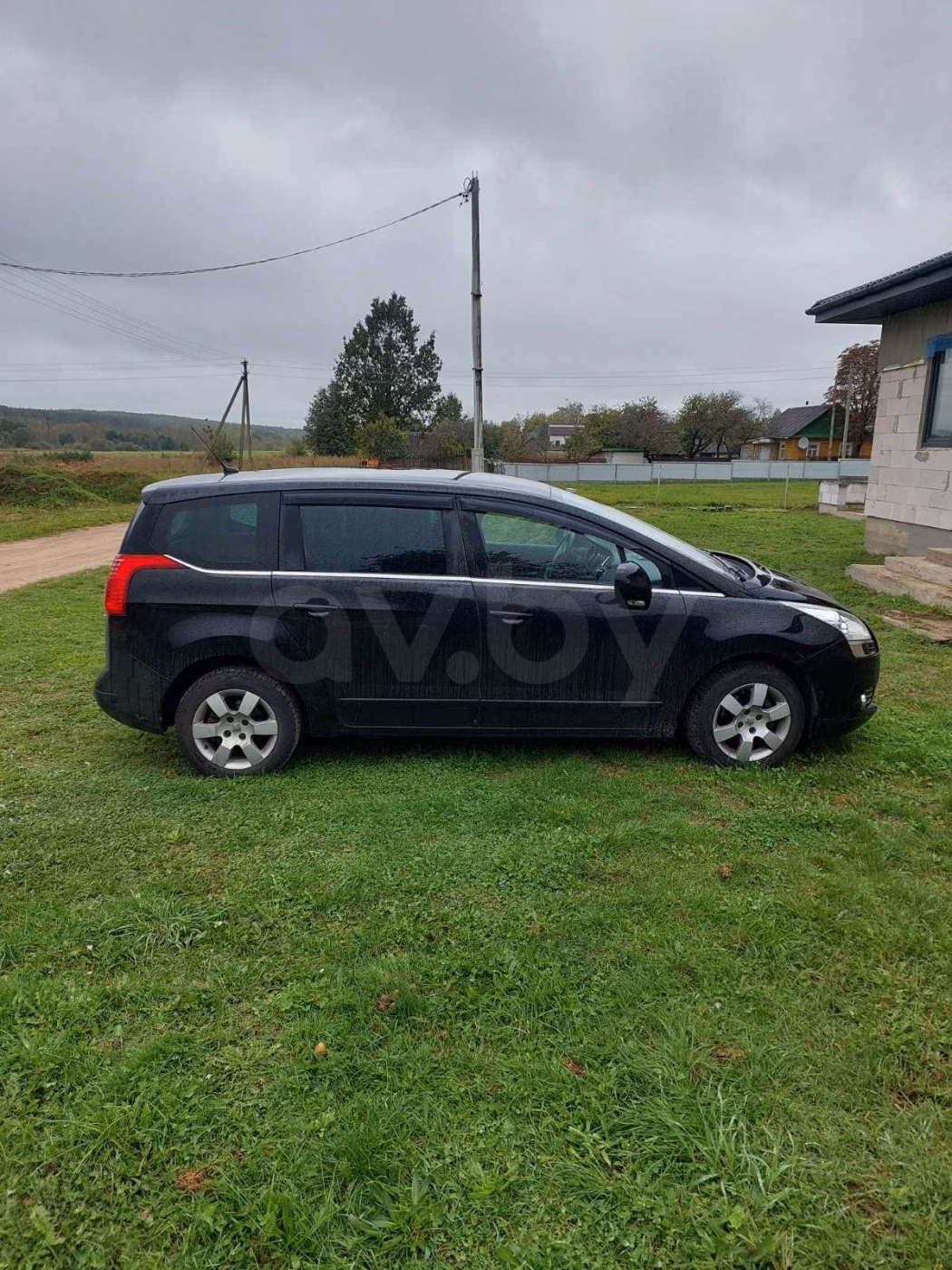 Peugeot 5008 фото 2