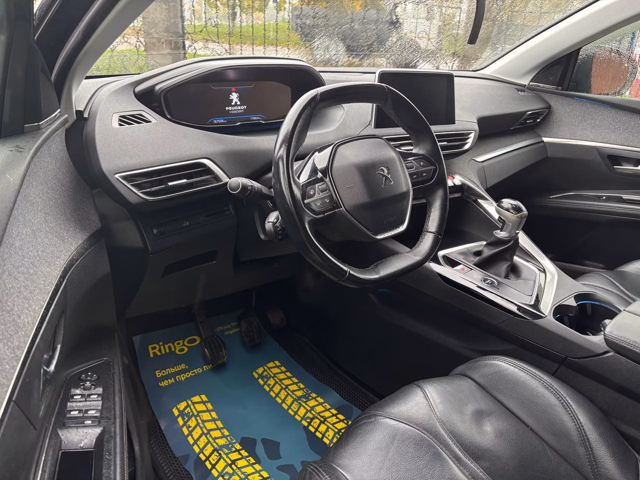 Peugeot 5008 фото 9