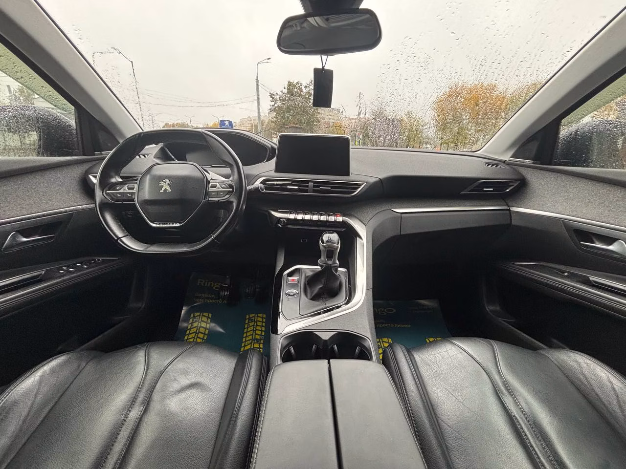 Peugeot 5008 фото 11