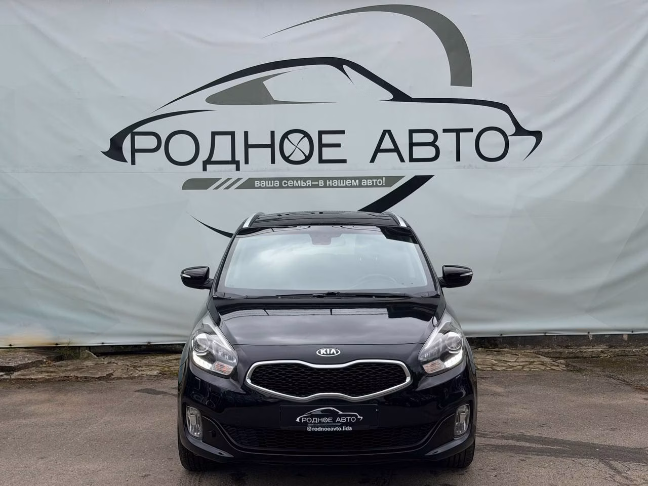 Kia Carens фото 2