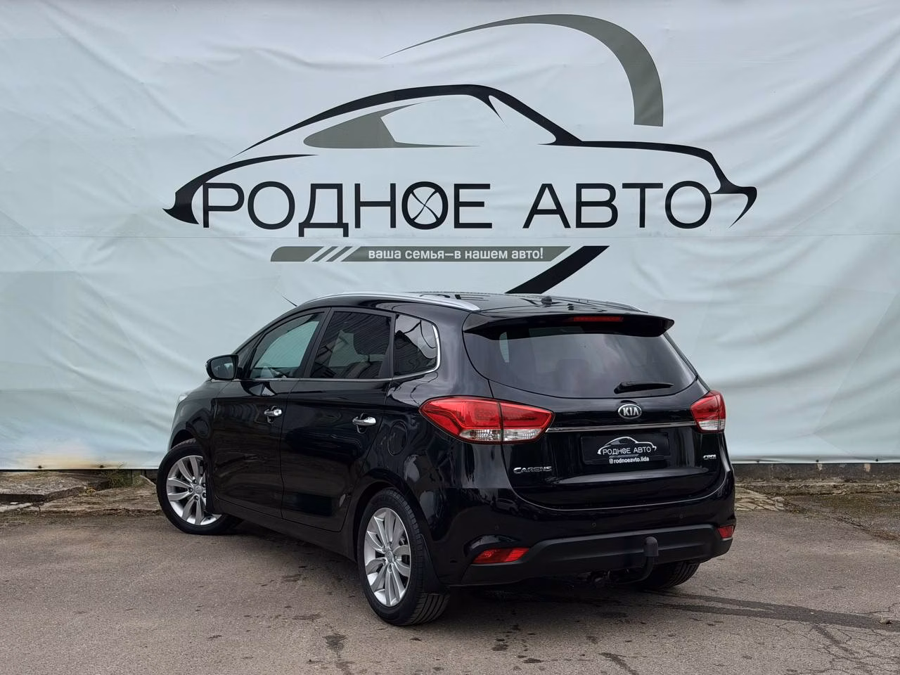 Kia Carens фото 4