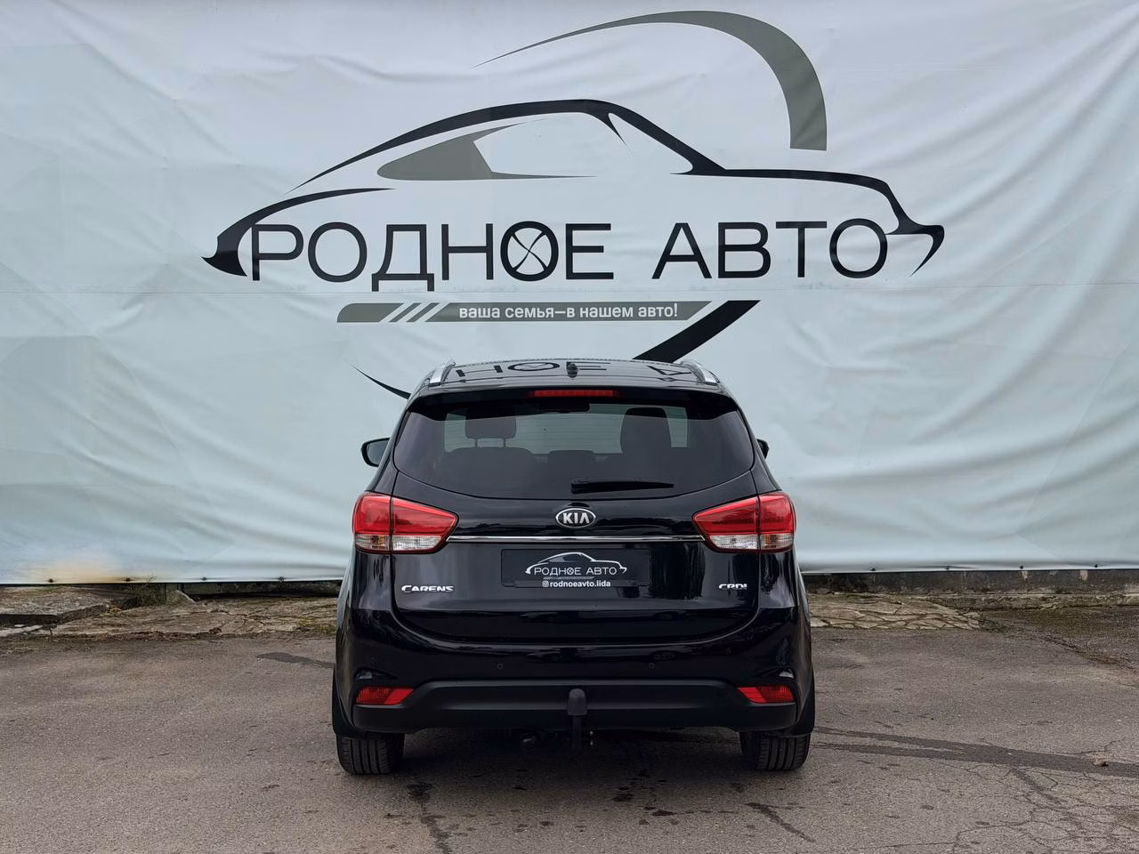 Kia Carens фото 5
