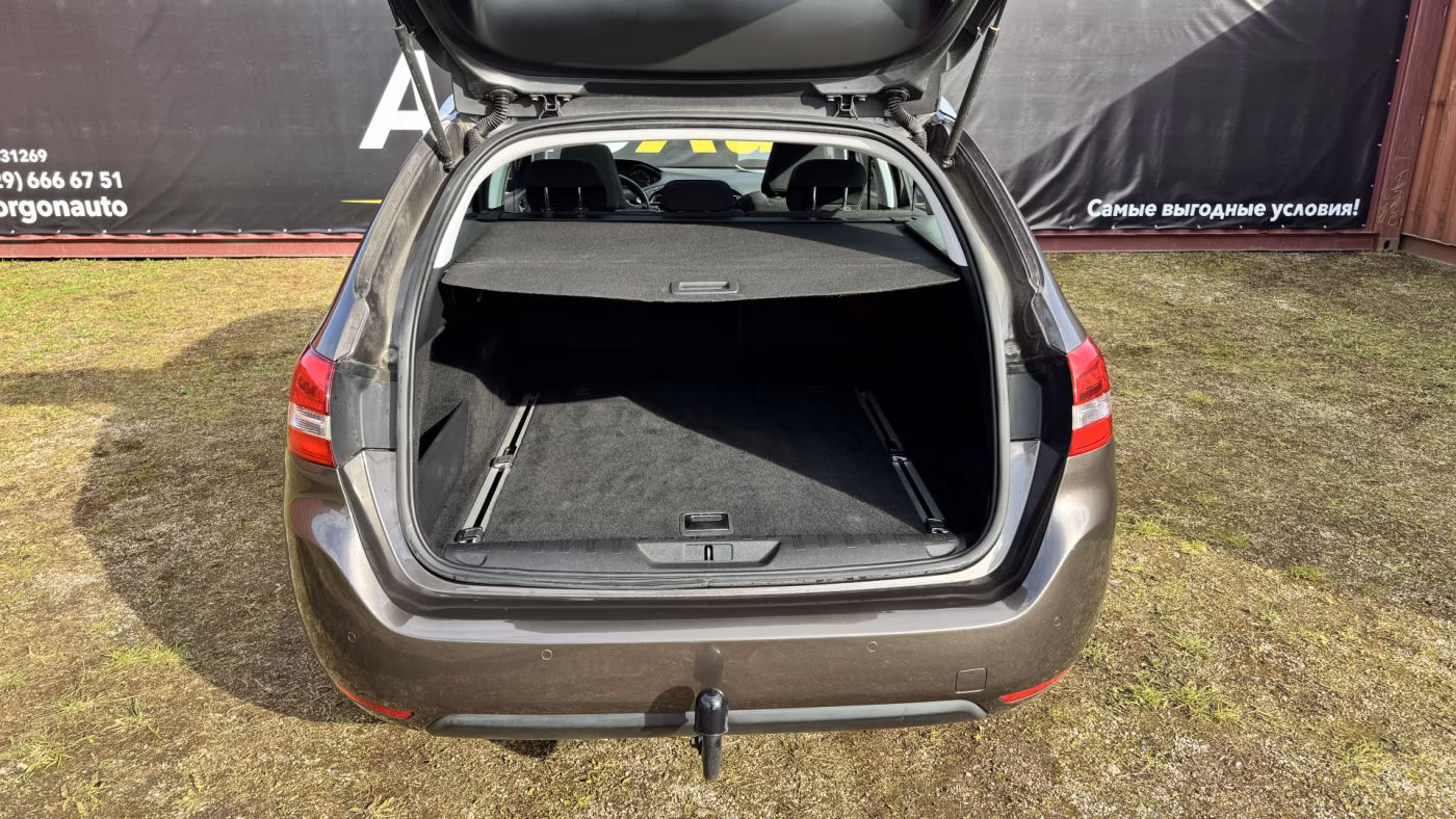 Peugeot 308 фото 11