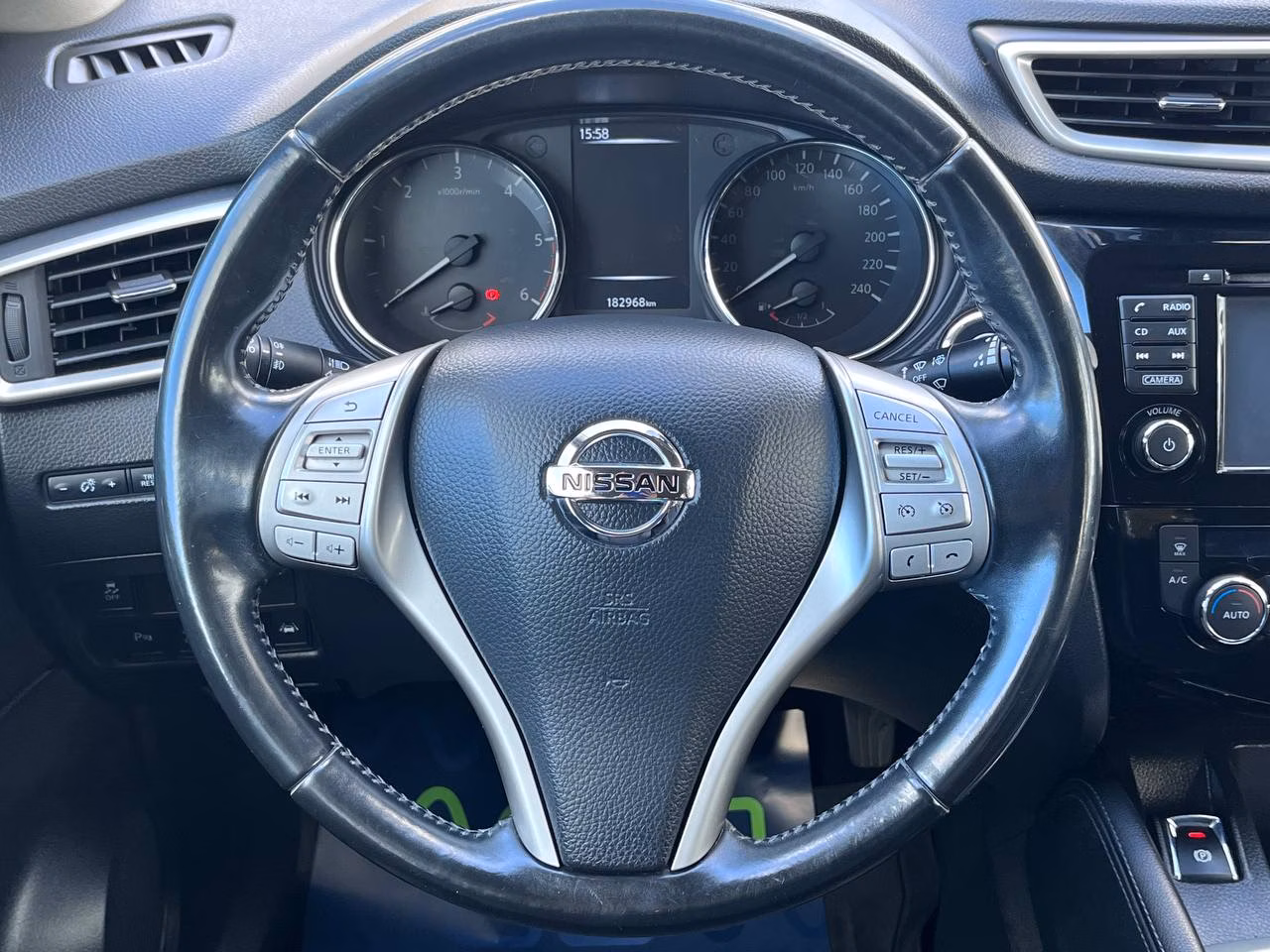 Nissan Qashqai фото 11