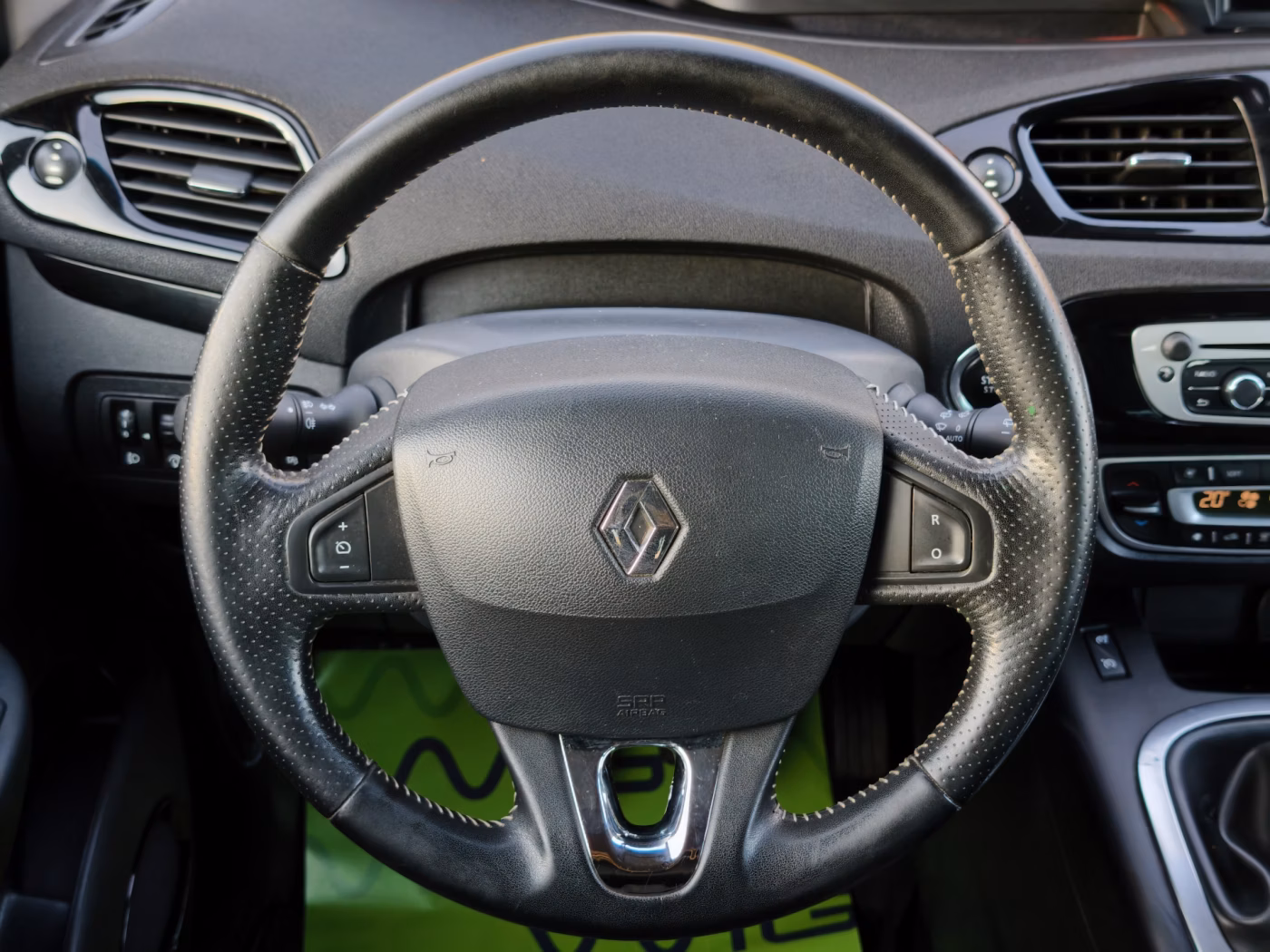 Renault Grand Scenic фото 15