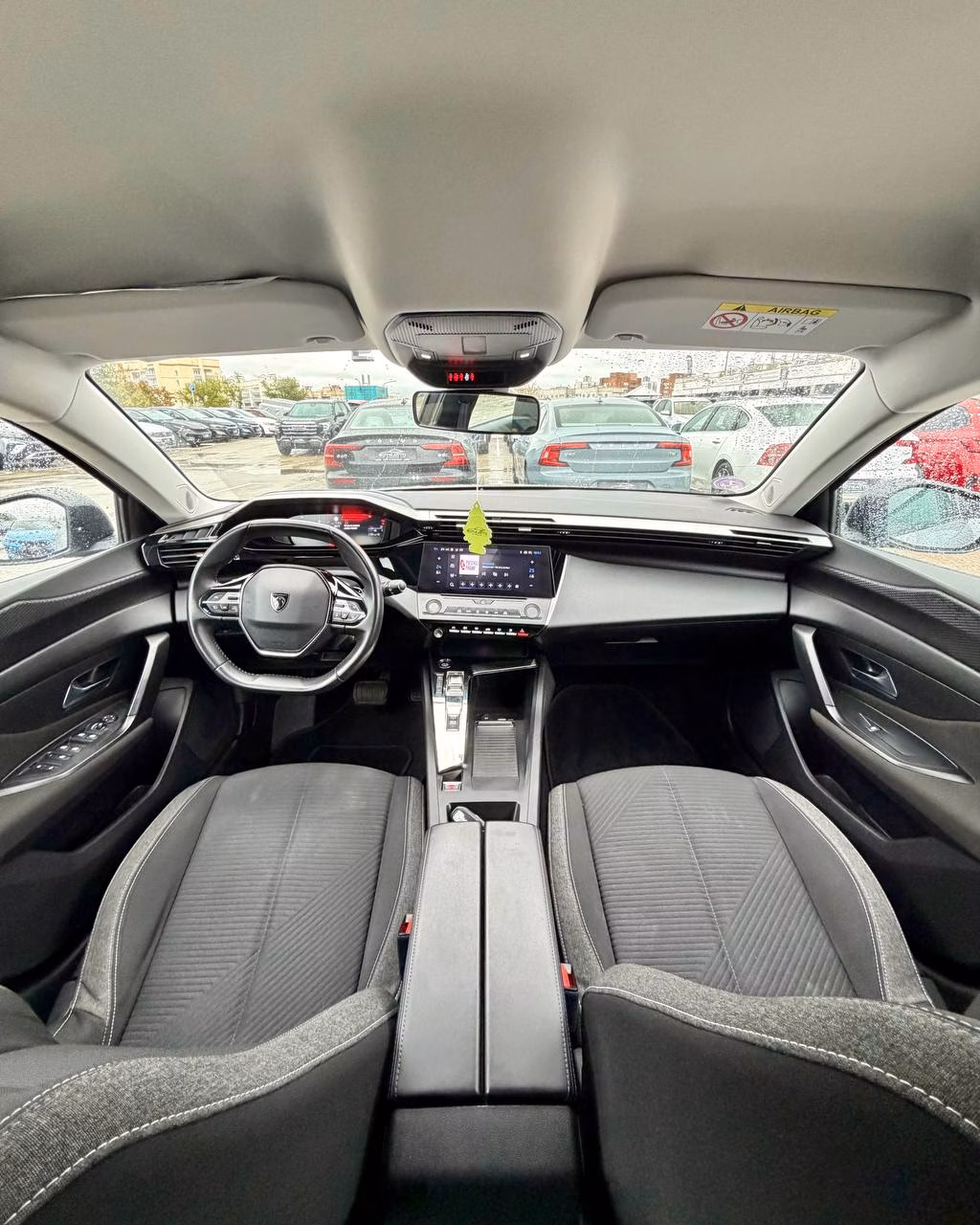 Peugeot 308 фото 6