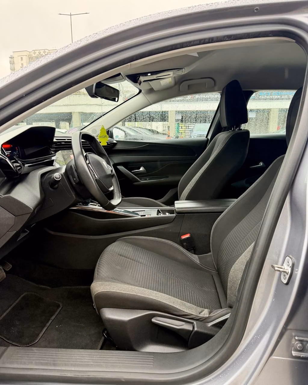 Peugeot 308 фото 7