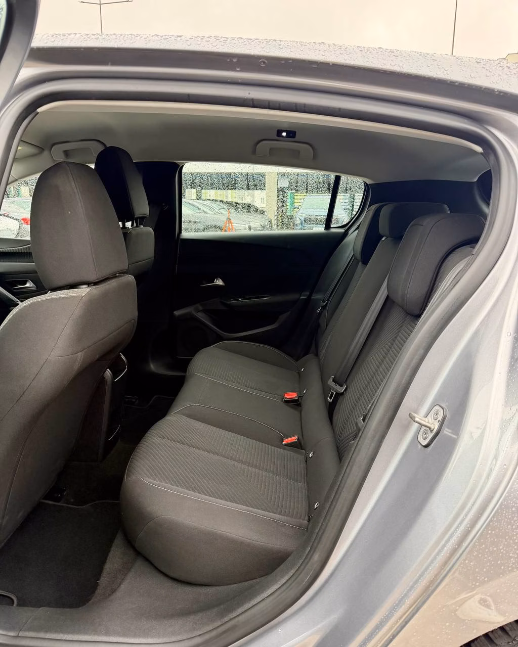 Peugeot 308 фото 8