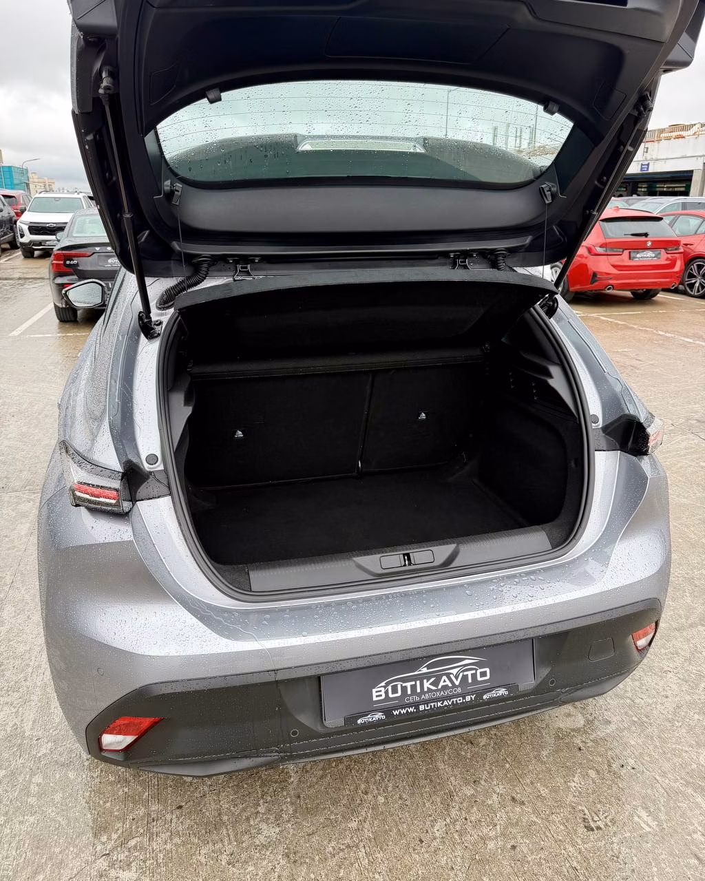 Peugeot 308 фото 9
