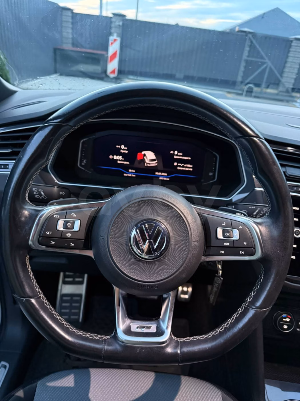 Volkswagen Tiguan фото 12