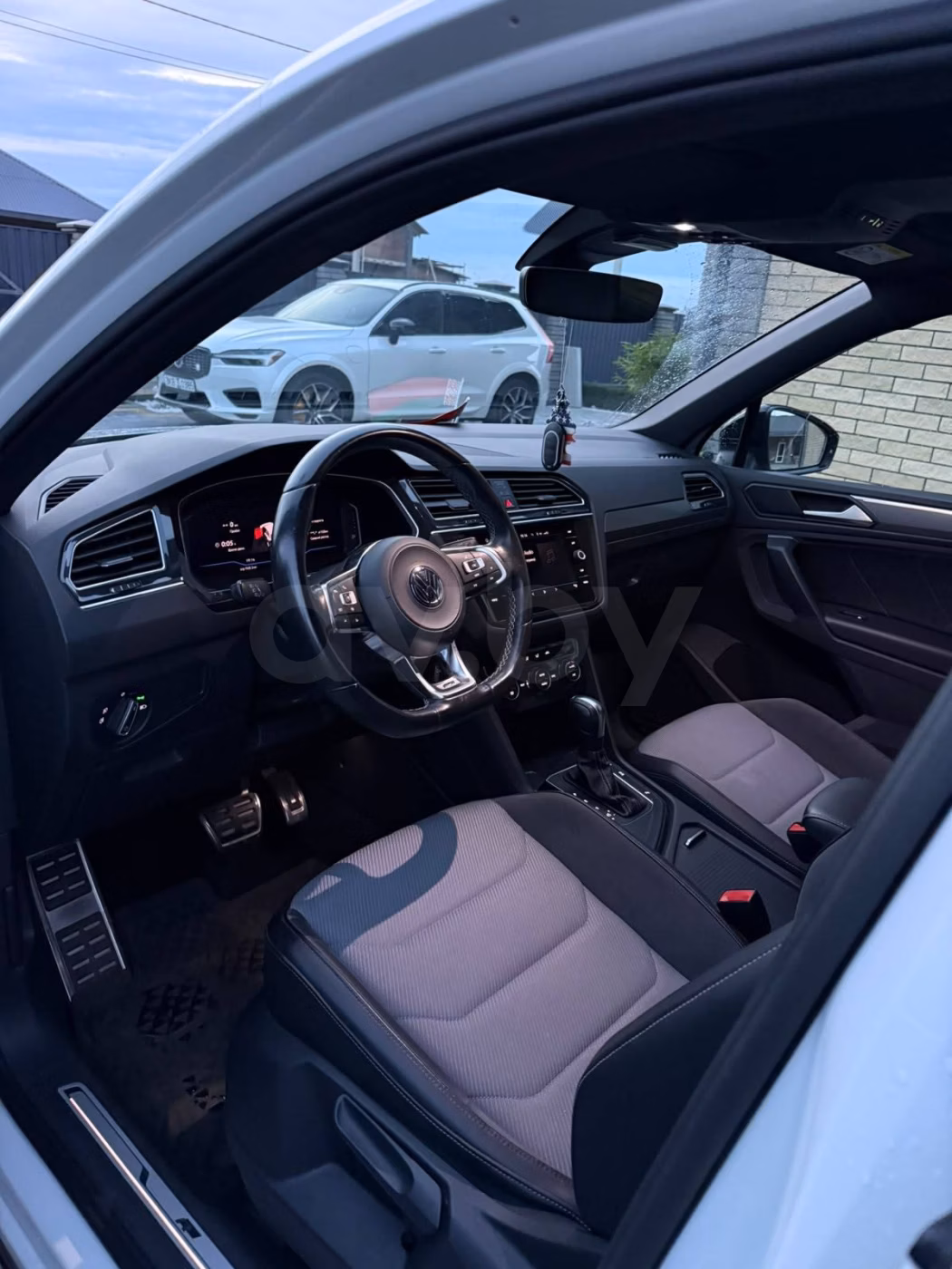 Volkswagen Tiguan фото 14