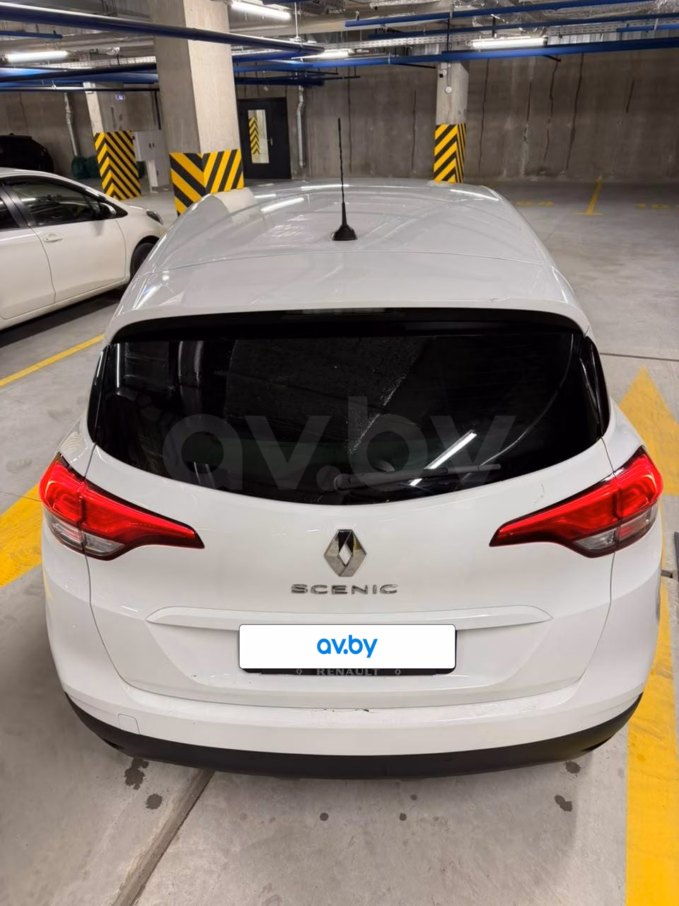 Renault Scenic фото 6