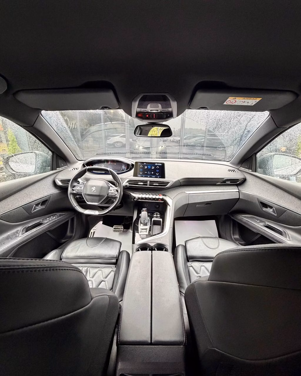 Peugeot 5008 фото 9