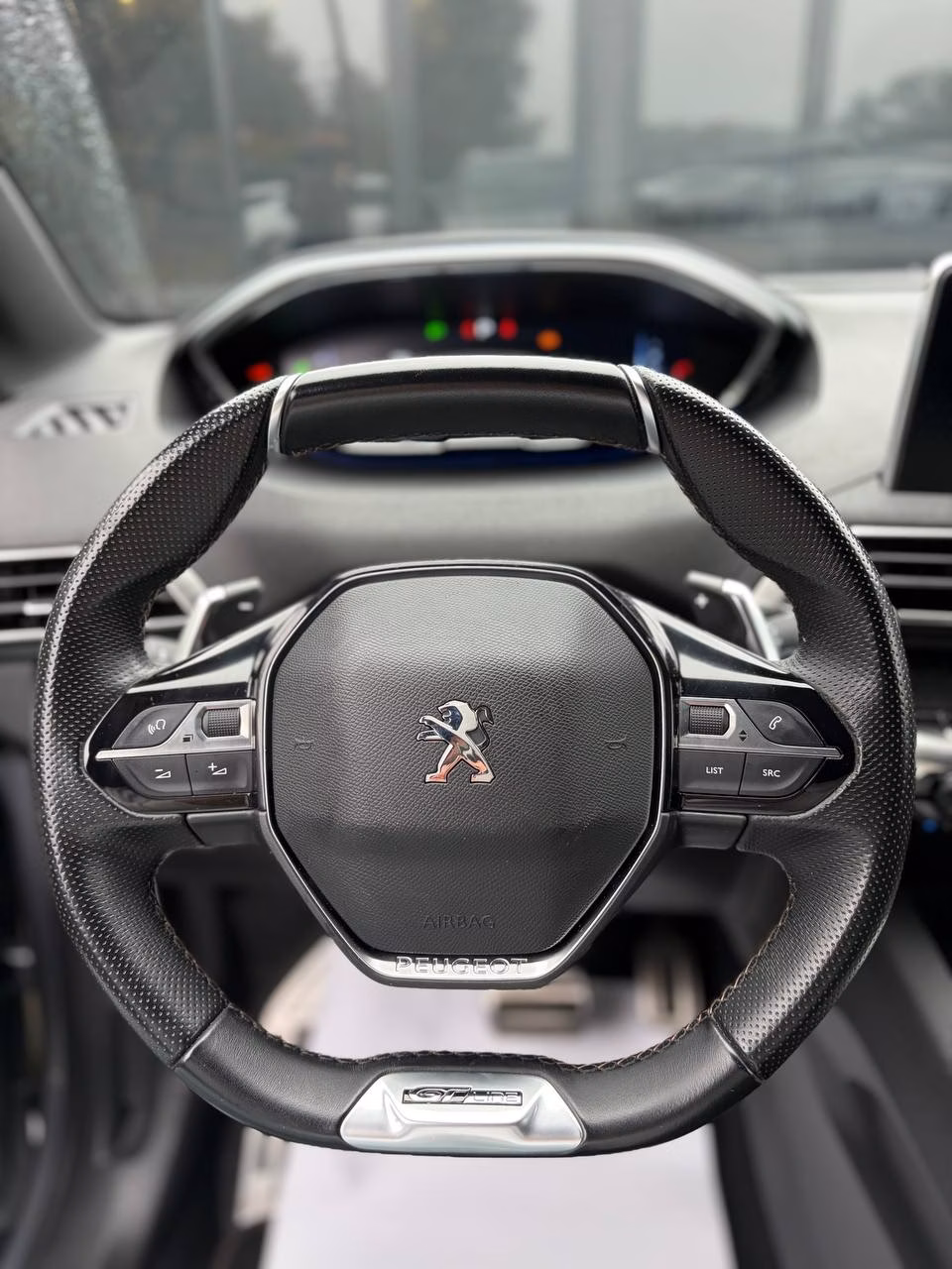 Peugeot 5008 фото 15