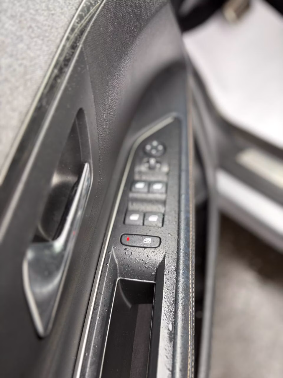 Peugeot 5008 фото 19