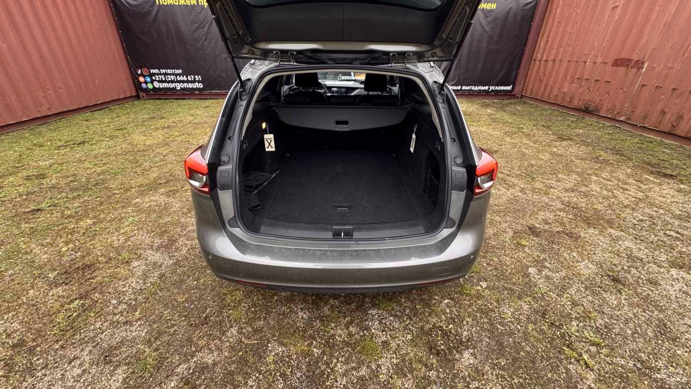 Opel Insignia фото 7