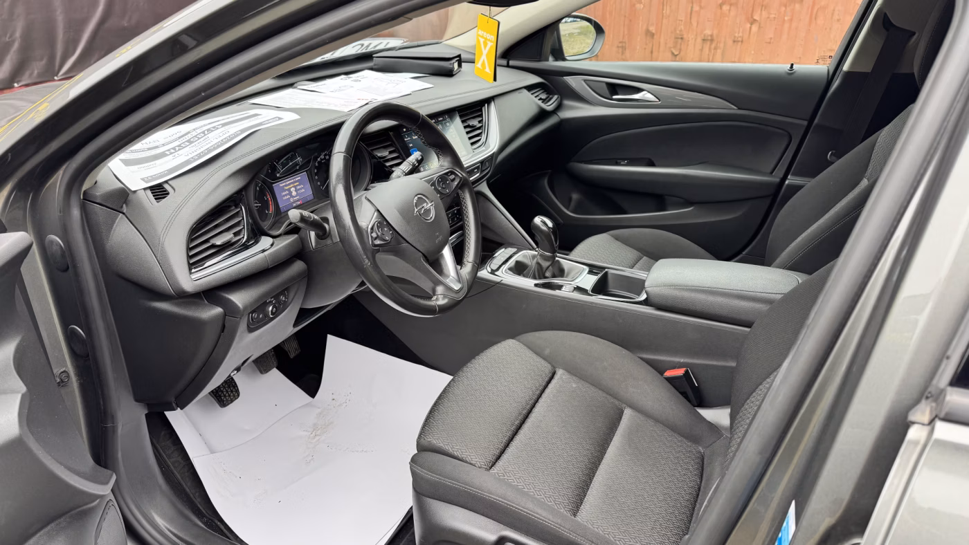 Opel Insignia фото 10