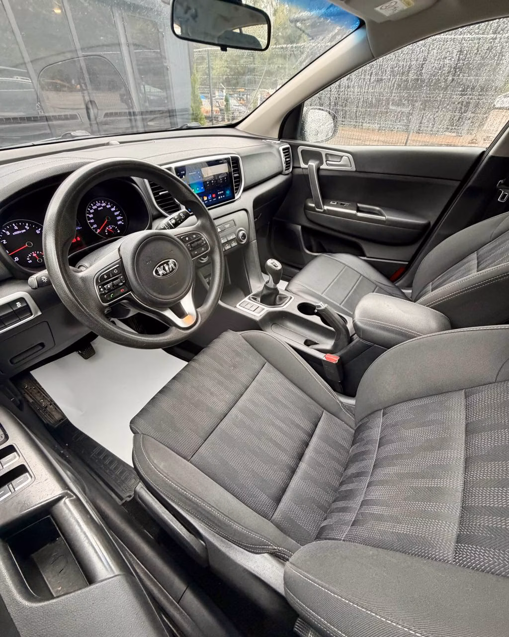 Kia Sportage фото 10