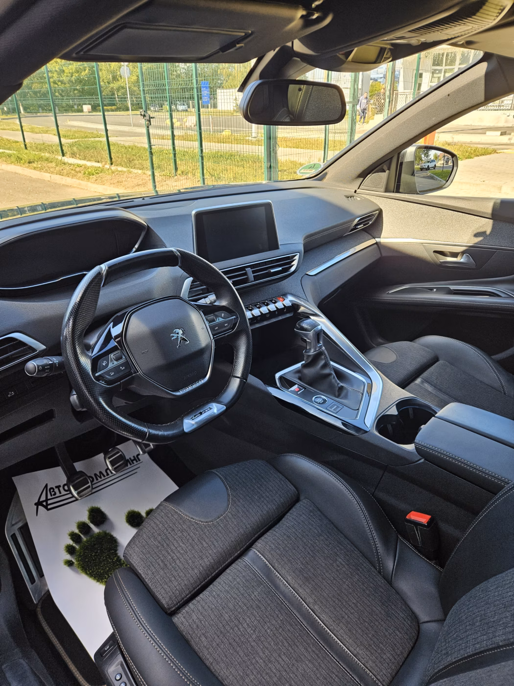 Peugeot 3008 фото 8