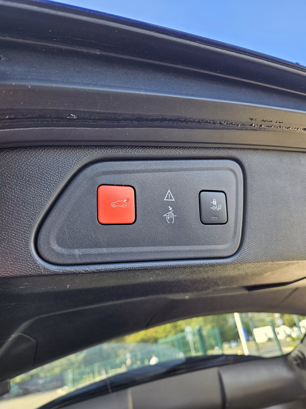 Peugeot 3008 фото 16