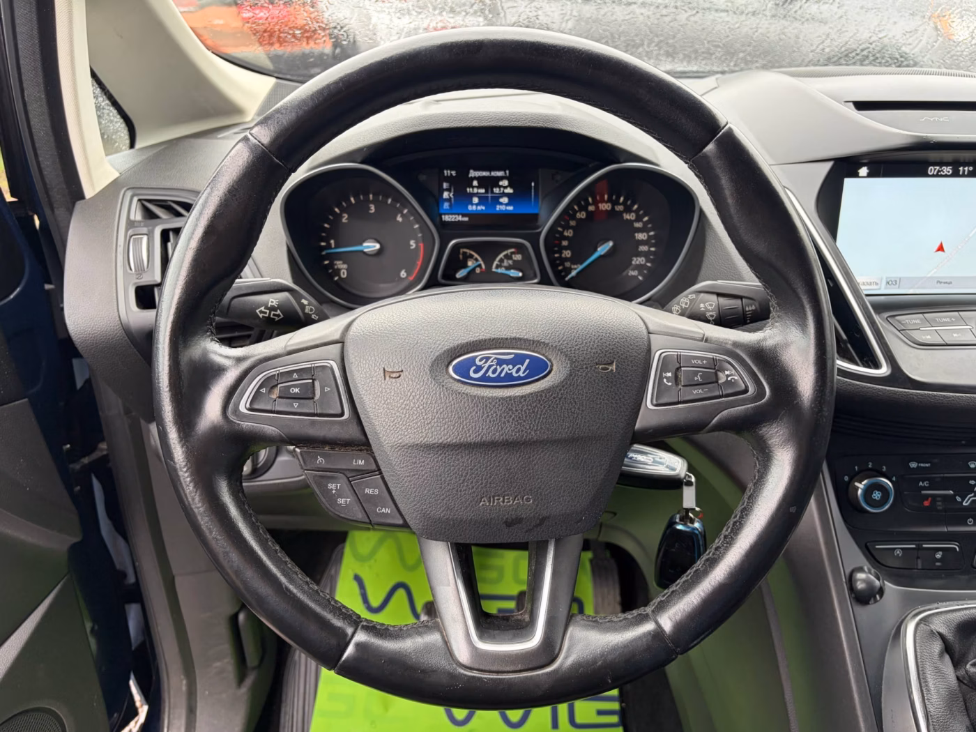 Ford Grand C-Max фото 10