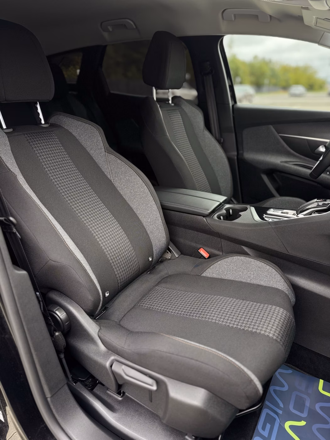 Peugeot 3008 фото 15