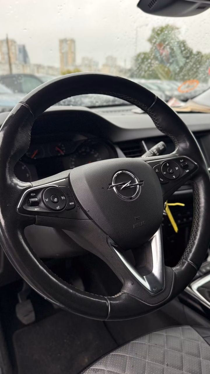 Opel Crossland X фото 12