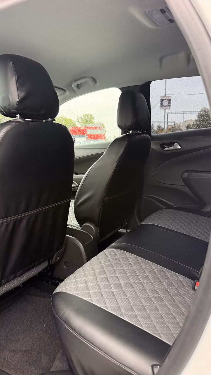 Opel Crossland X фото 19