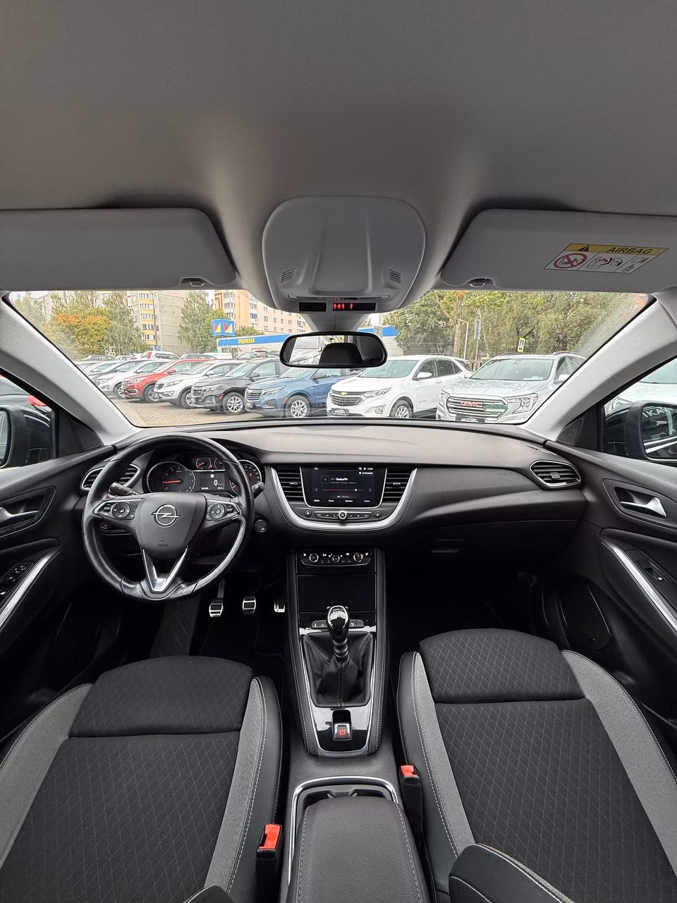Opel Grandland X фото 12