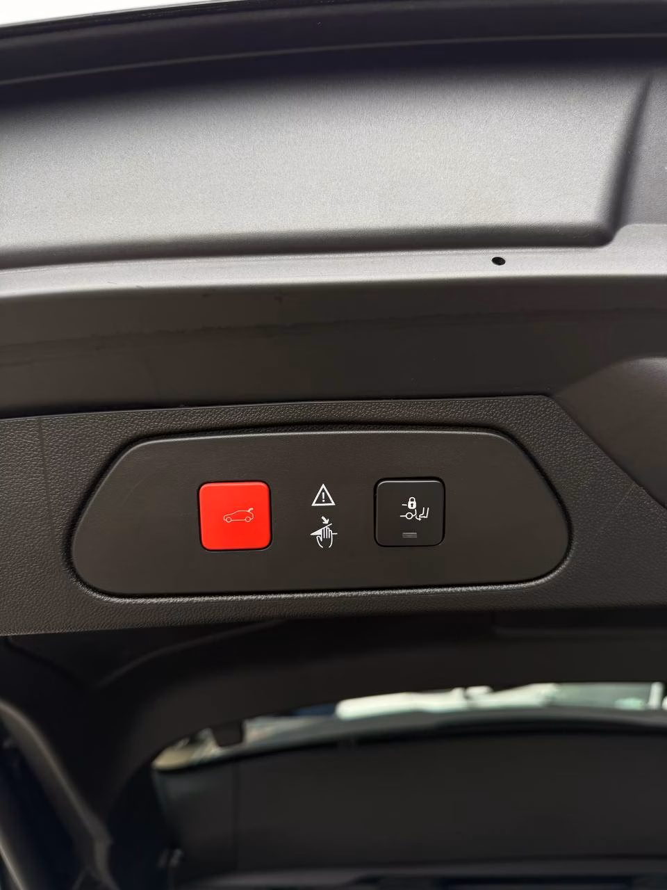 Opel Grandland X фото 17