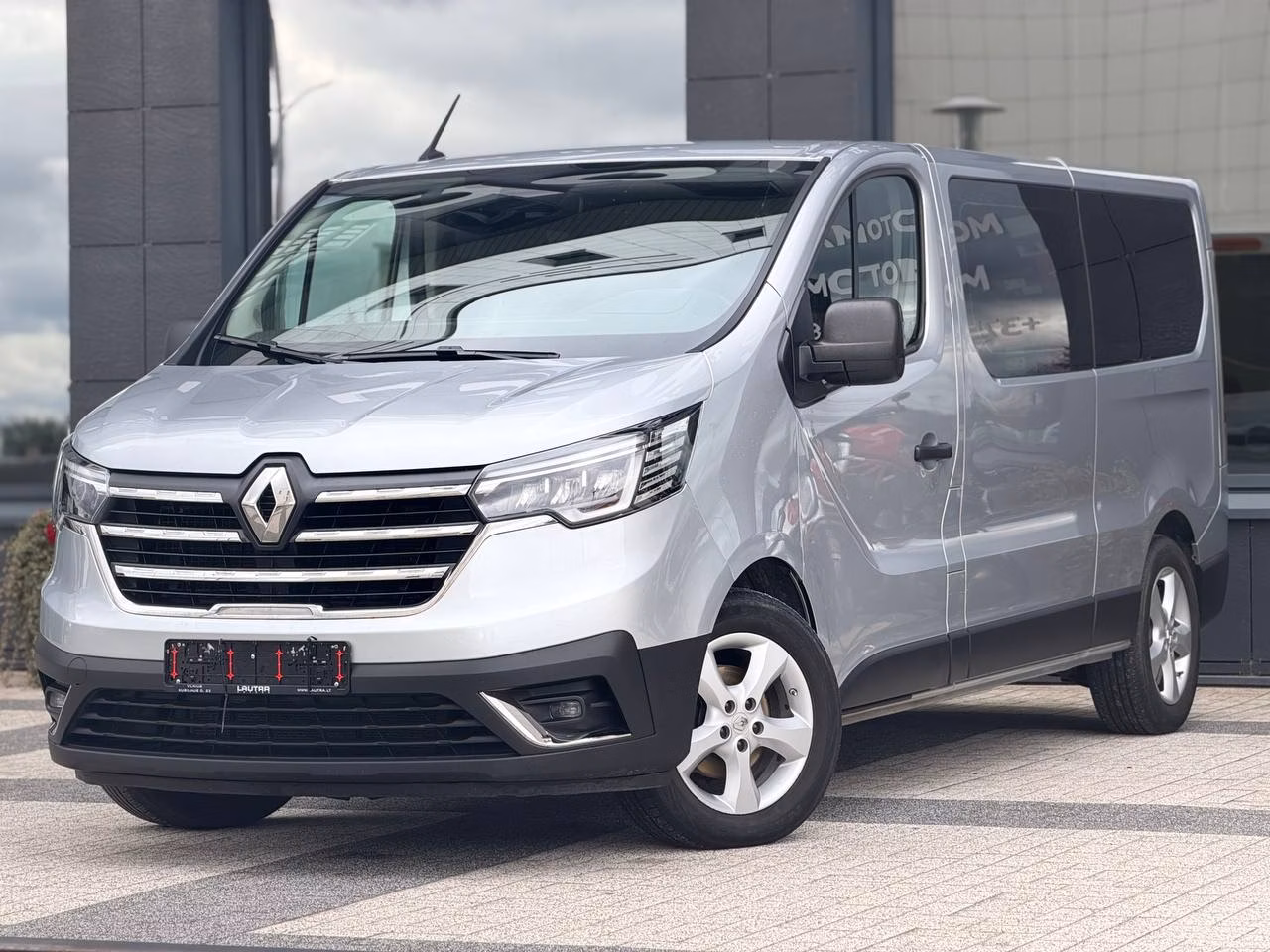 Renault Trafic фото 2