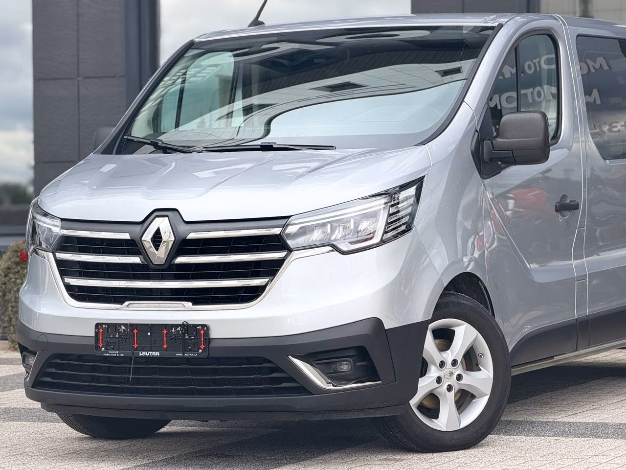Renault Trafic фото 3