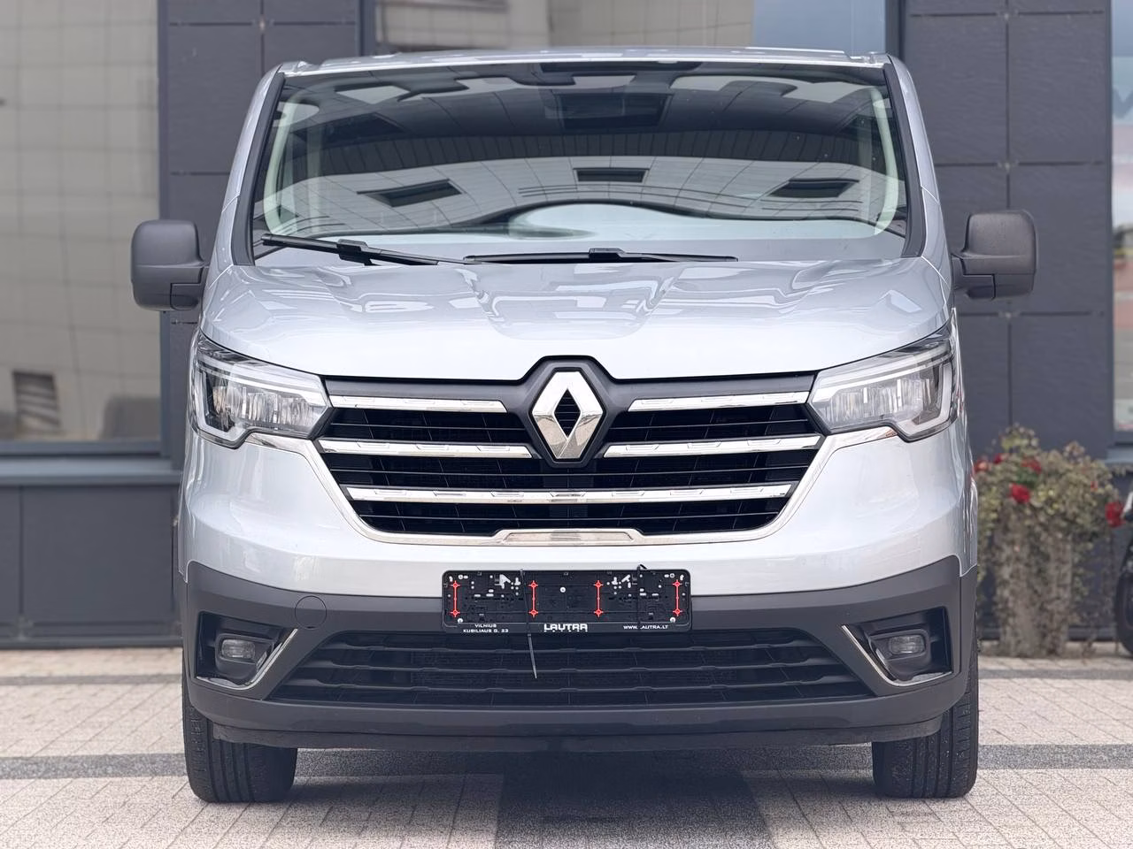 Renault Trafic фото 4
