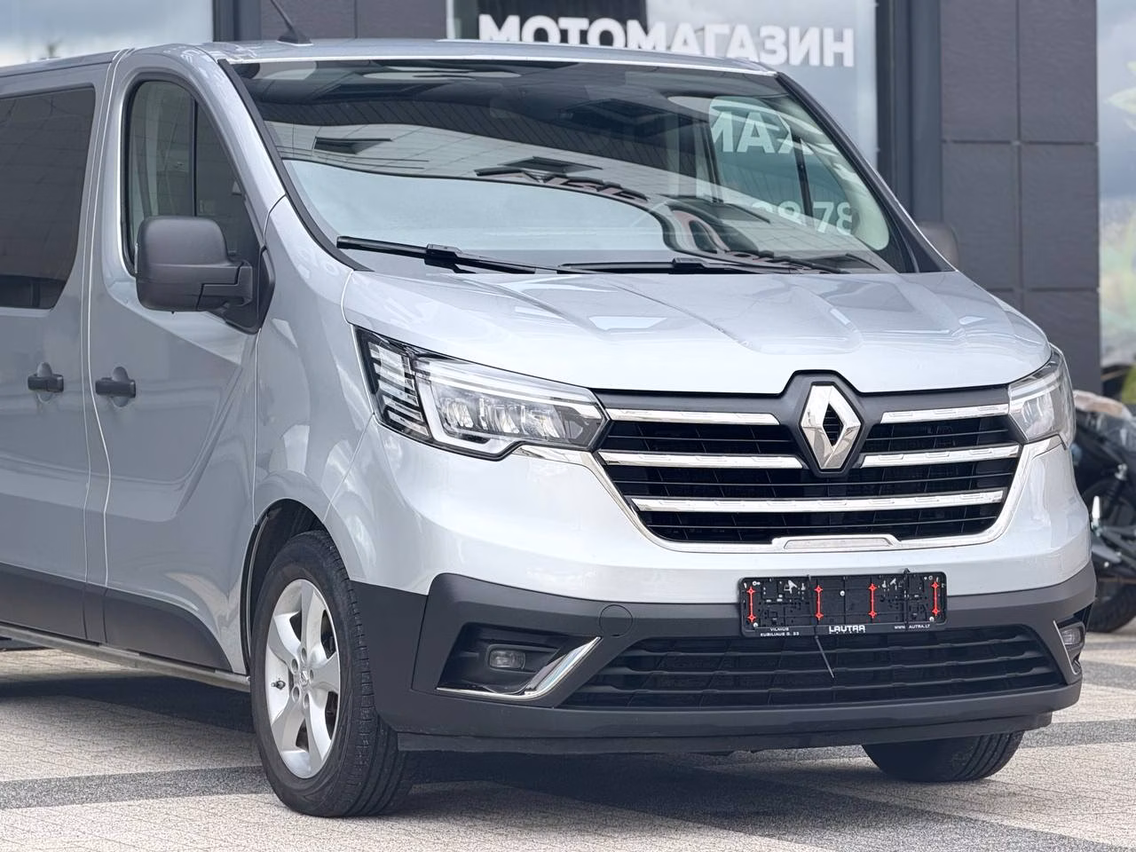 Renault Trafic фото 5
