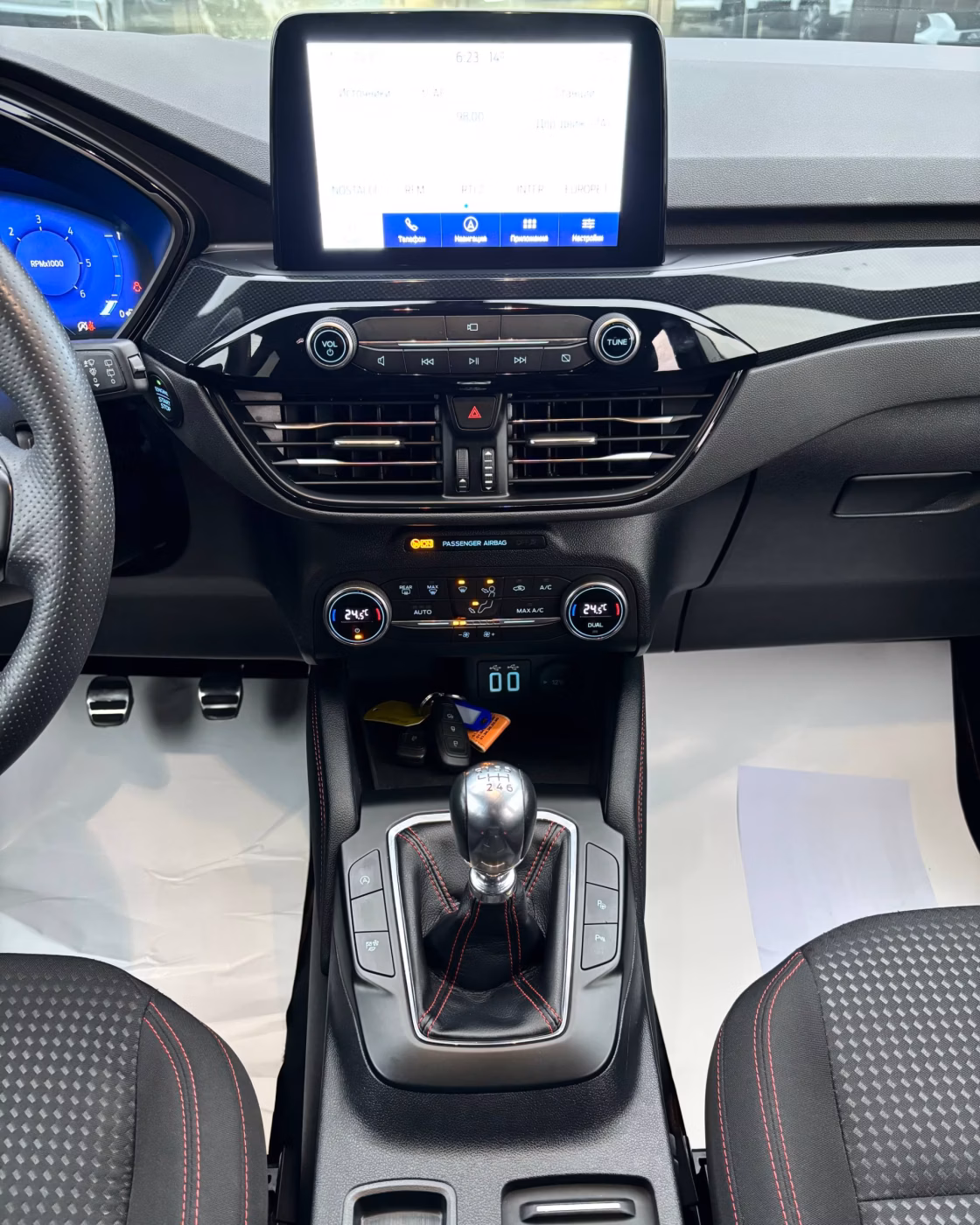 Ford Kuga фото 16