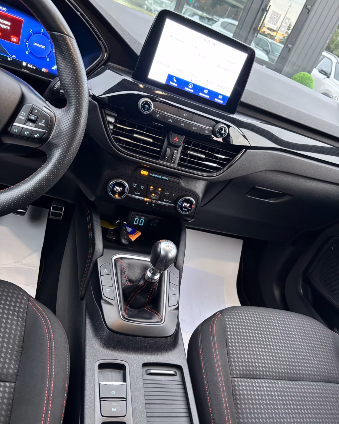 Ford Kuga фото 18